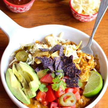 Crunchy Taco Rice and Beef Bowl |mycolombianrecipes.com