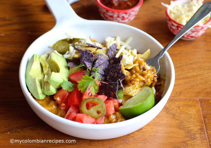 Crunchy Taco Rice and Beef Bowl |mycolombianrecipes.com