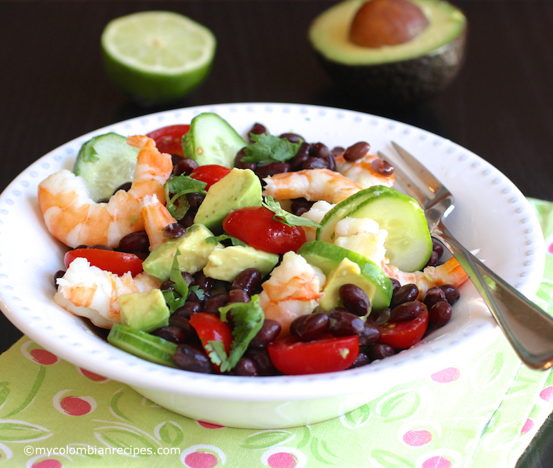 Shrimp, Avocado and Black Bean Salad |mycolombianrecipes.com