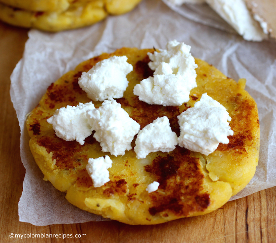 Arepas de Plátano Maduro (Ripe Plantain Arepas)