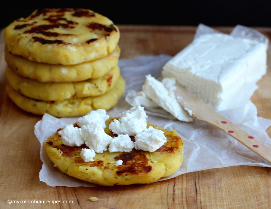 Arepas de Plátano Maduro (Ripe Plantain Arepas)