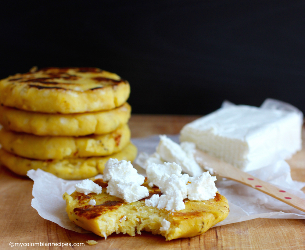 Arepas de Plátano Maduro (Ripe Plantain Arepas)