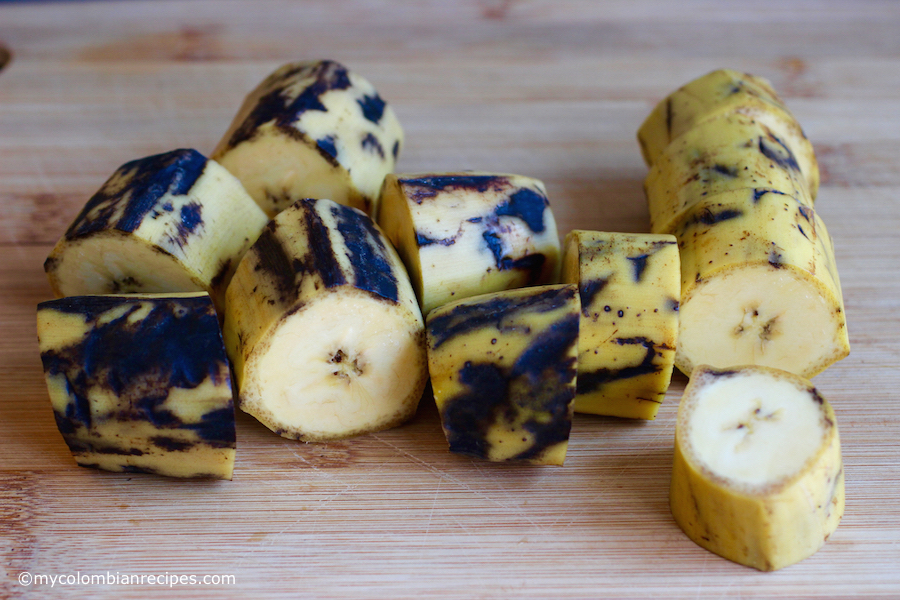 Arepas de Plátano Maduro (Ripe Plantain Arepas)