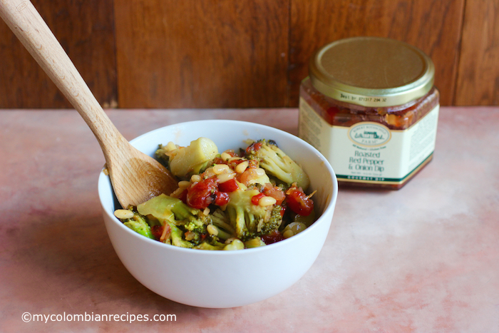 Broccoli with Roasted Red Pepper and Onion