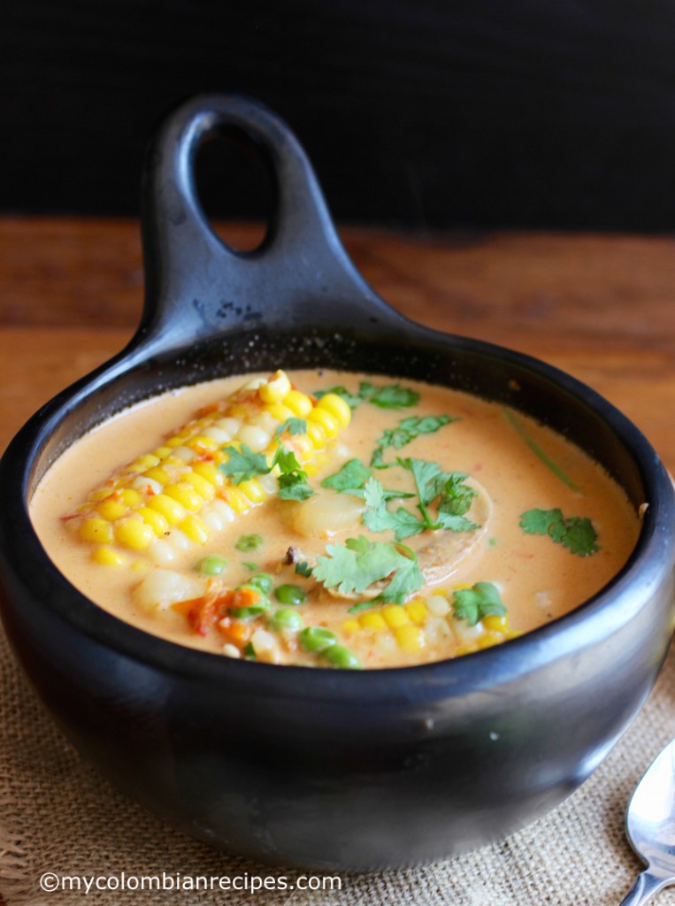 Cazuela de Pollo y Coco (Chicken and Coconut Soup)