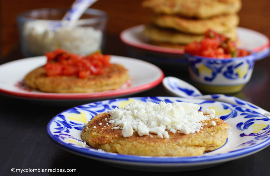 Arepas de Plátano Verde (Green Plantain Arepas)