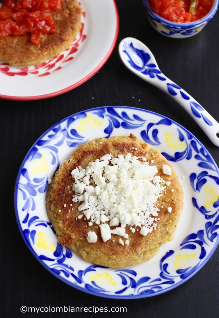 Arepas de Plátano Verde (Green Plantain Arepas)