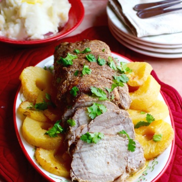 Pineapple Roasted Pork Loin |mycolombianrecipes.com