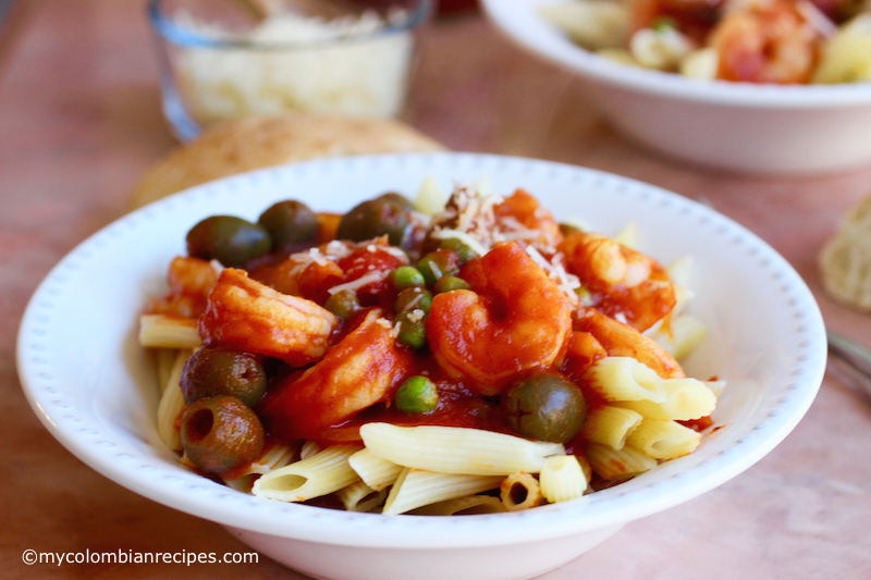 Pasta con Camarones Enchilados