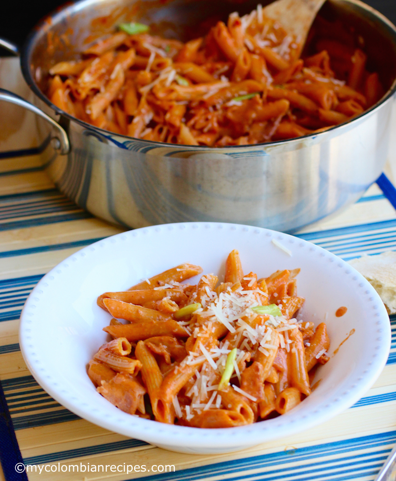 One-Pot Creamy Pasta with Bacon and Chorizo |mycolombianrecipes.com