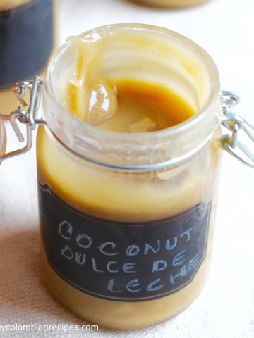 Arequipe de Coco (Coconut Dulce de Leche) |mycolombianrecipes.com