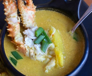 Sopa de Cangrejo (Crab and Coconut Soup) |mycolombianrecipes.com