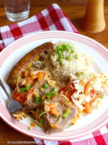 Lengua en Salsa Criolla (Colombian-Style Tongue with Creole Sauce) |mycolombianrecipes.com