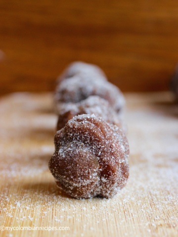 Bolas de Tamarindo (Tamarind Sweet Balls)