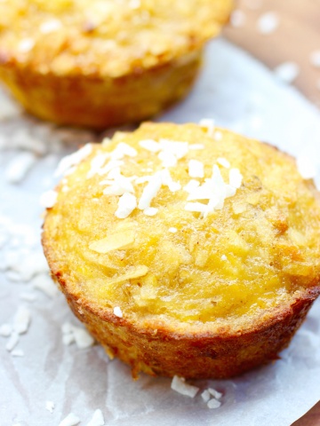 Simple Ripe Plantain and Coconut Mini Cakes