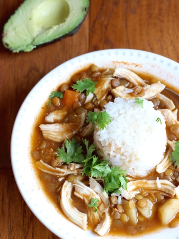 Sopa de Lentejas y Pollo