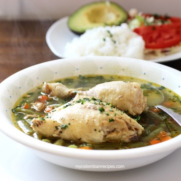 Mixed Vegetables and Chicken Soup (Sopa de Verduras con Pollo)