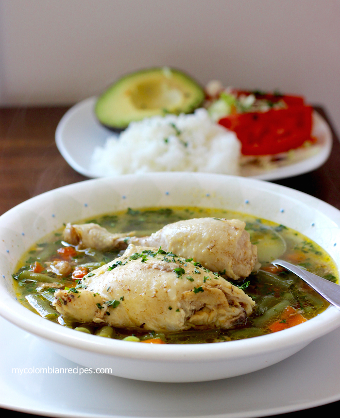 Sopa de Pollo con Verduras