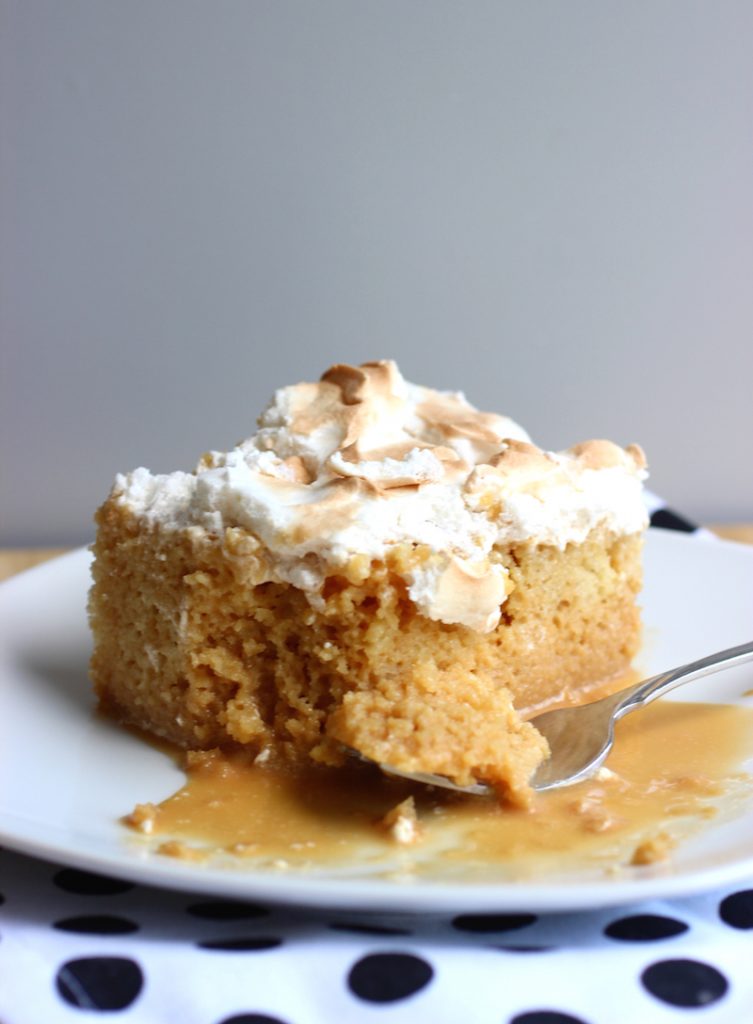 Tres Leches Cake de Arequipe (Three Milks Cake with Dulce de Leche ...