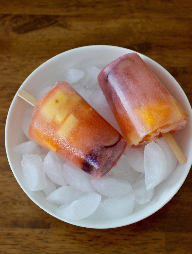 Paletas de Salpicon de Frutas