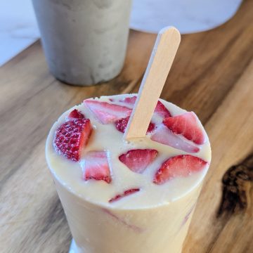 Strawberries and Cream Popsicles with Fruit Chuncks and Creamy